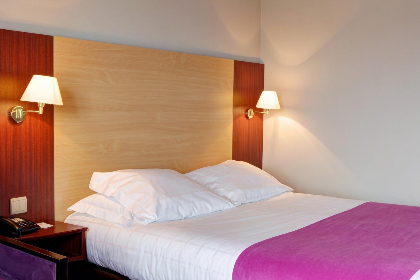 Hotel Ibis Styles Clermont-Ferrand Gare Exterior photo